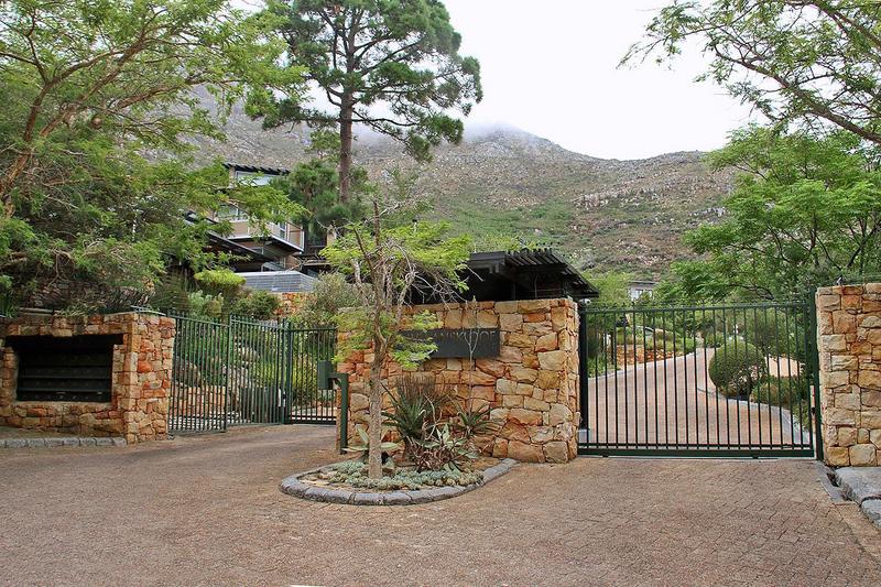 To Let 5 Bedroom Property for Rent in Hout Bay Western Cape